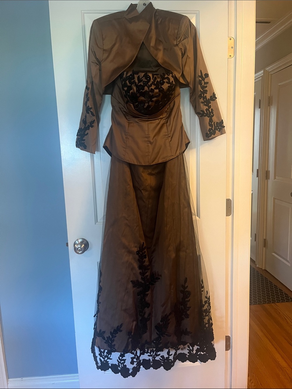 Elegant Bronze Satin Evening Gown with Black Appliqué Size 8